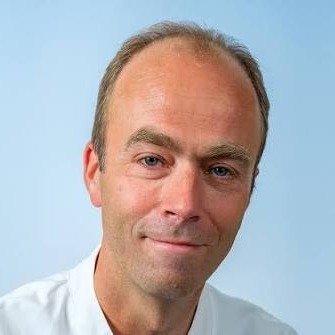 Dr. Thomas Schmitz